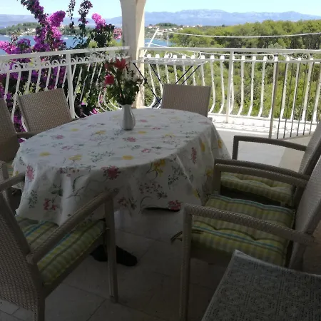 Apartment Bura